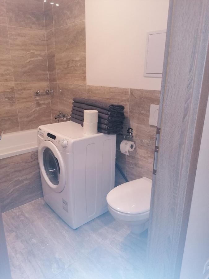 Brand New Two #64 In Elite Rezidence With Free Secure Parking Apartamento Praga
